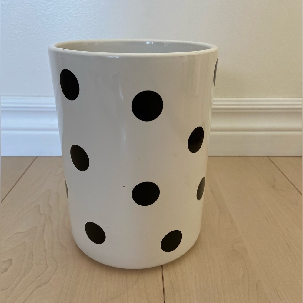 NEW WITH TAG Kate Spade New York Polka Dot Utensil Holder